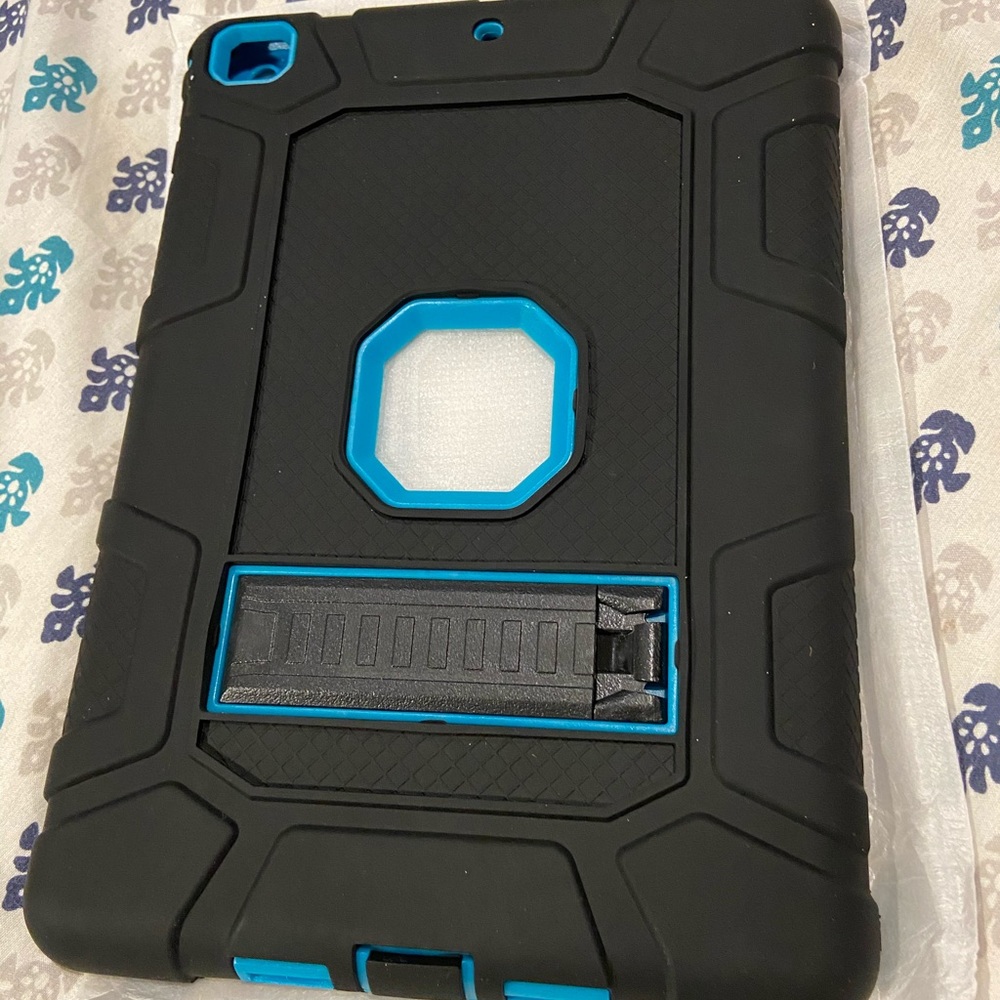 Brand new with tag Apple IPad case